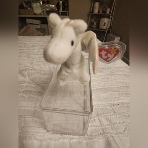 Ty beanie baby magic